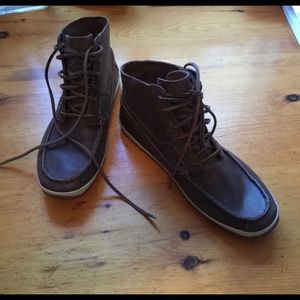 Ugg chukka style boot. NEW